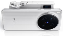 vivo X200 Ultra深度体验：影像封神却负重前行，旗舰之名背后的妥协与锋芒